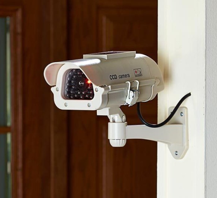 Видеокамера для дома с датчиком движения. Solar sensor Light камера уличная. Vcam212, камера видеонаблюдения Visum c-f. Bx2 b220sd камера видеонаблюдения. Камера видеонаблюдения Dummy Security System.